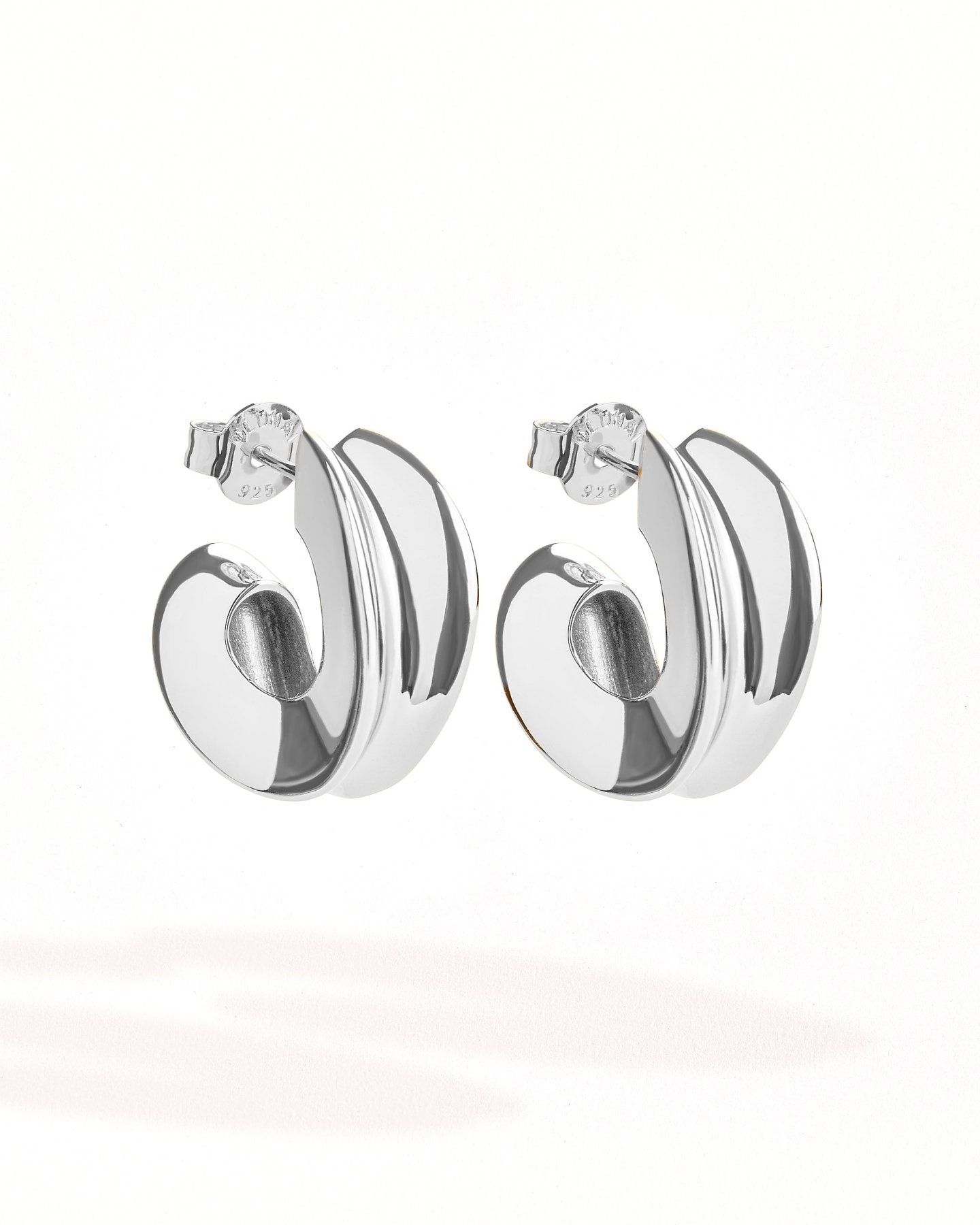 Crésida Sculptural Hoop Studs - Sterling SilverALLBackUpItemsLunai Jewelry