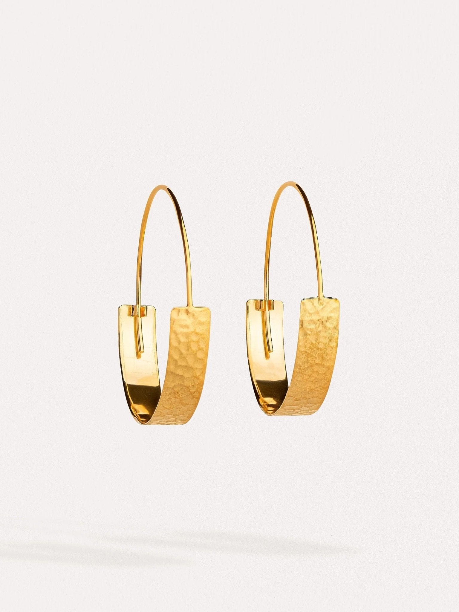 Eibar Chunky Gold Hoop Earrings - 24K Gold Mattebest selling itemsBoho EarringsLunai Jewelry
