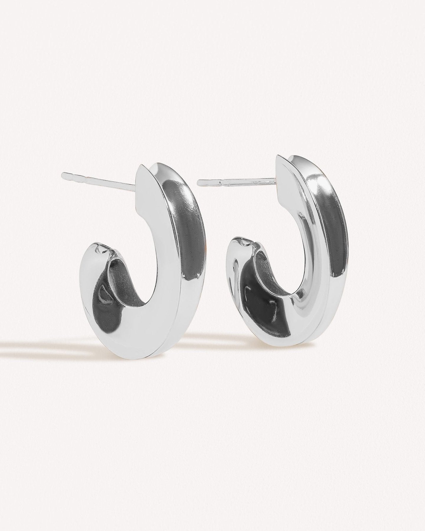 Arne Oval Hoop Earrings - ALLbold hoop earringsLunai Jewelry