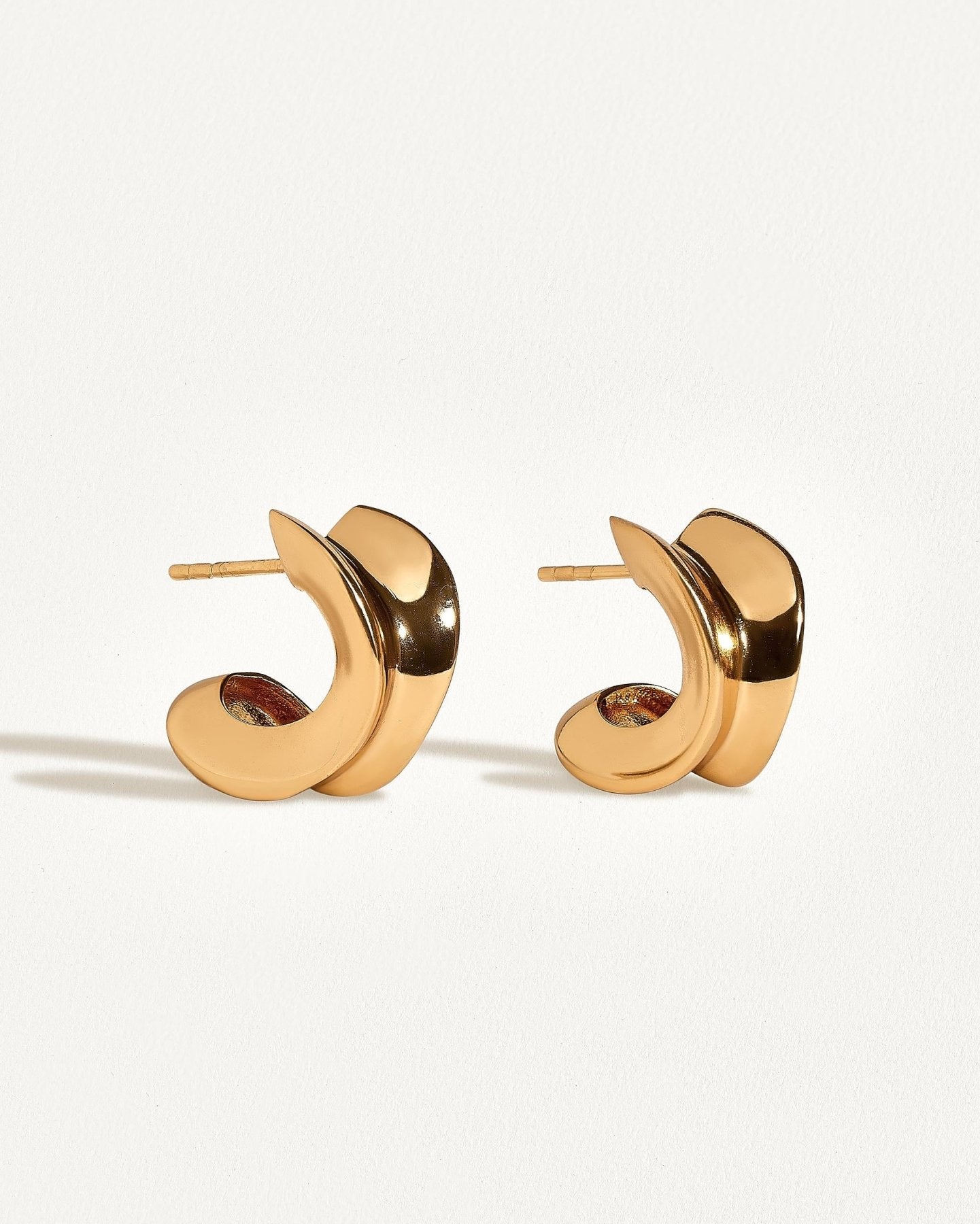 Crésida Sculptural Hoop Studs - Sterling SilverALLBackUpItemsLunai Jewelry