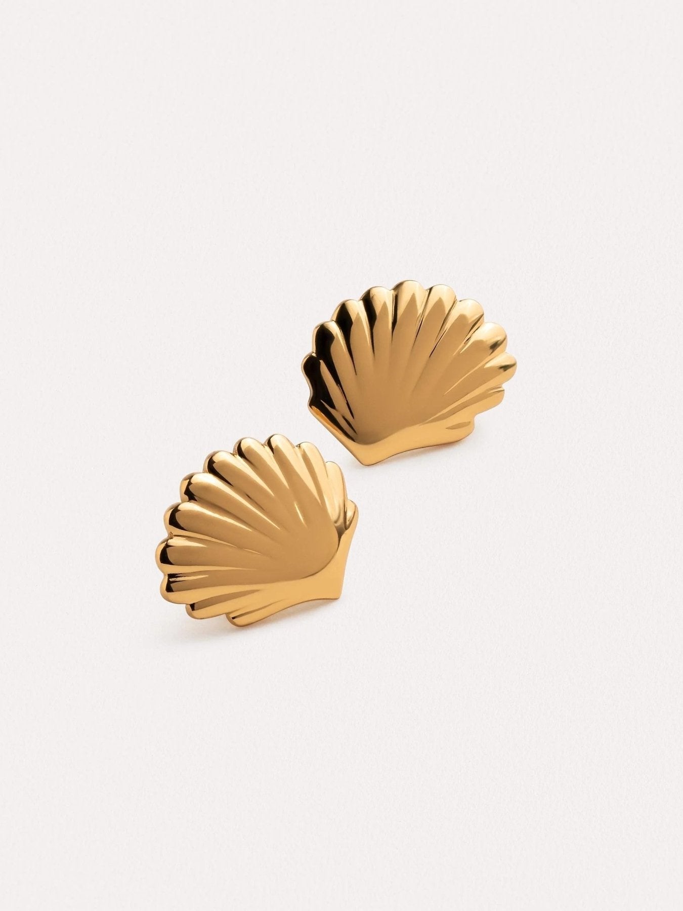 Venus Gold Shell Studs - 24k Gold PlatedALLBackUpItemsLunai Jewelry