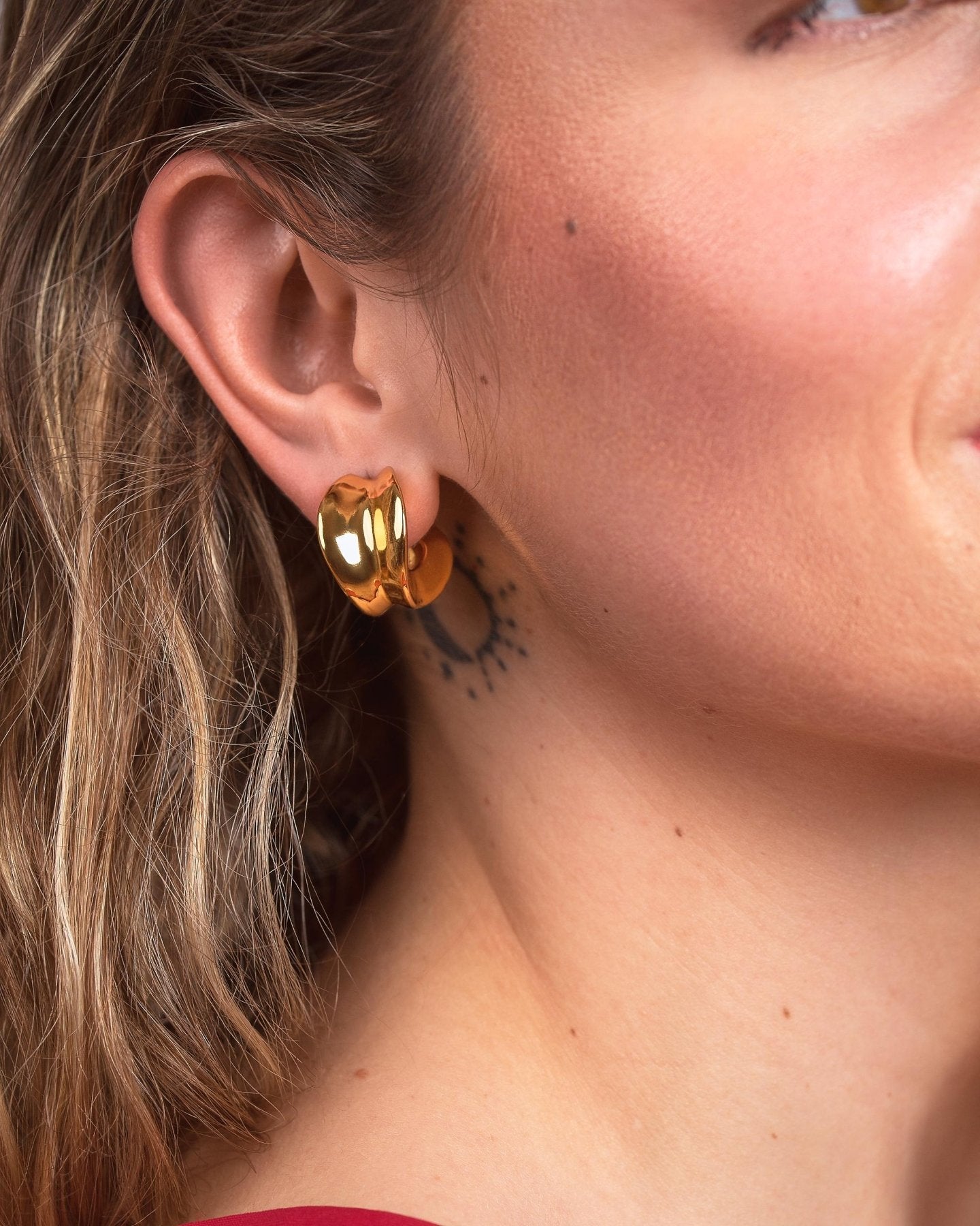Crésida Sculptural Hoop Studs - Sterling SilverALLBackUpItemsLunai Jewelry