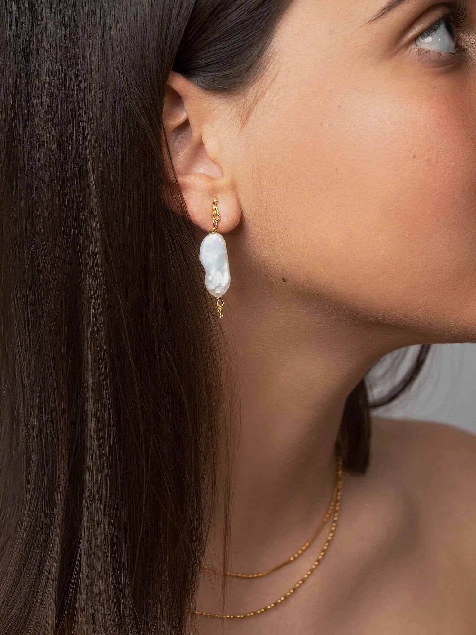Alberte Mismatched Earrings - asymmetric earringsBridal EarringsLunai Jewelry