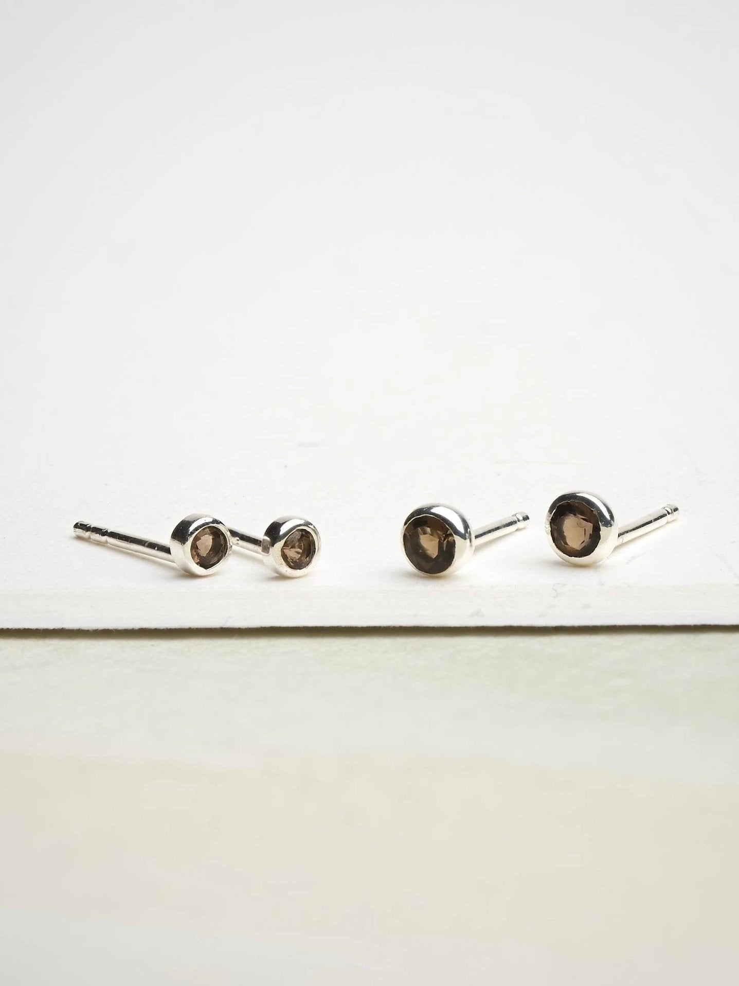 Jolanta Stud Earrings - 24K Gold Plated2mmBackUpItemsBest Stud EarringsLunai Jewelry