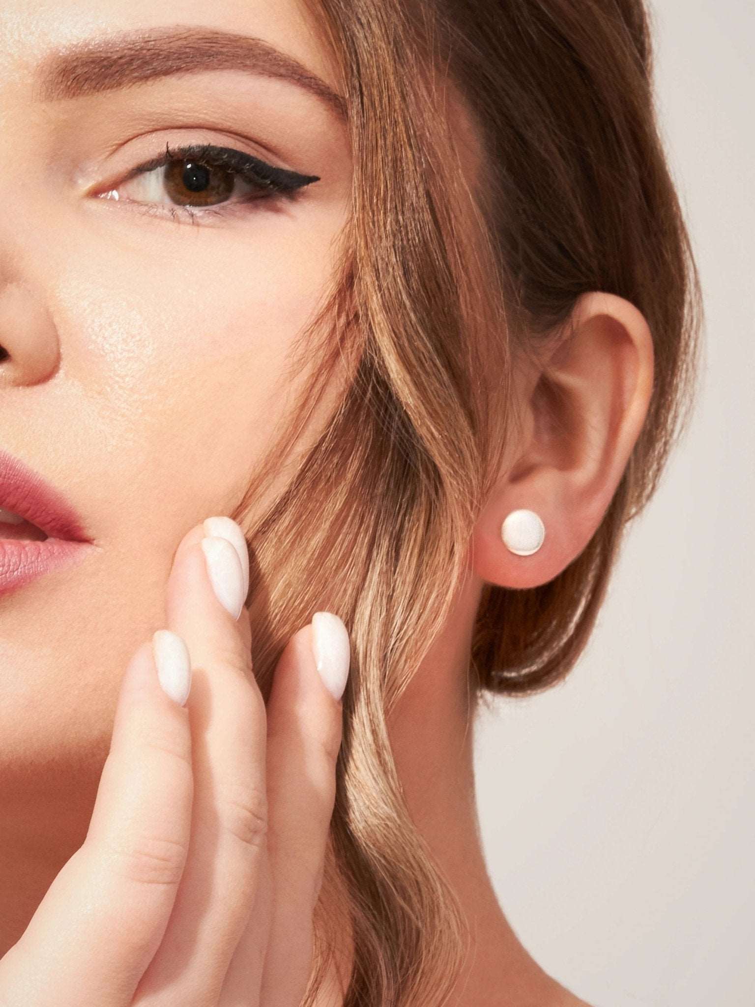 Judy Stud Earrings - 925 Silver MatteBackUpItemsCircle EarringsLunai Jewelry