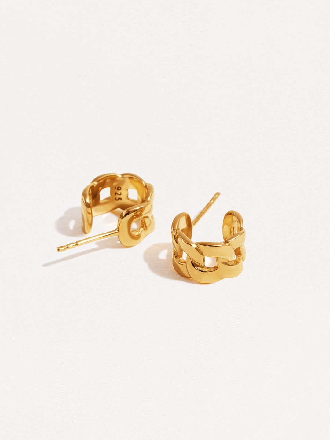 Meel Gold Hoop Earrings in bold chain link design, crafted in sterling silver 925 with 24K gold plating — product flat lay on white background.