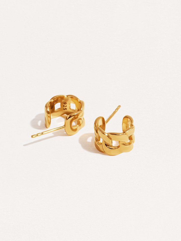 Meel Gold Hoop Earrings in bold chain link design, crafted in sterling silver 925 with 24K gold plating — product flat lay on white background.