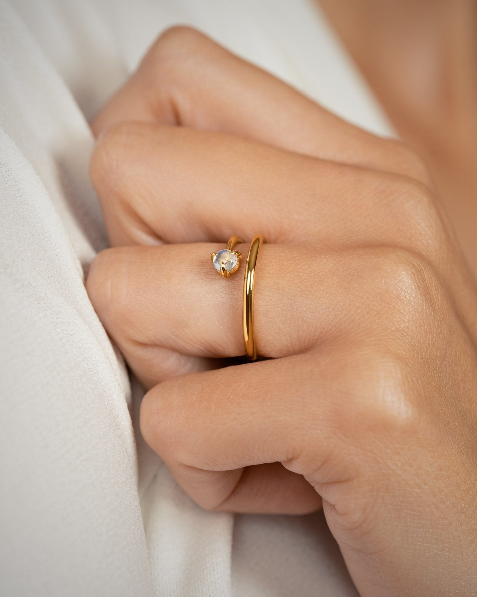 Moonstone Solitaire Ring - 24K Gold Vermeil5BackUpItemsBirthstone RingLunai Jewelry