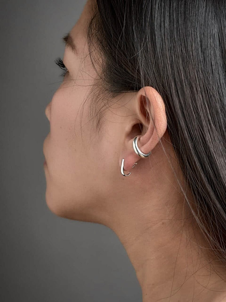 Olivera Stud Earrings - 925 Sterling Silver BackUpItemsBar Stud EarringsLunai Jewelry