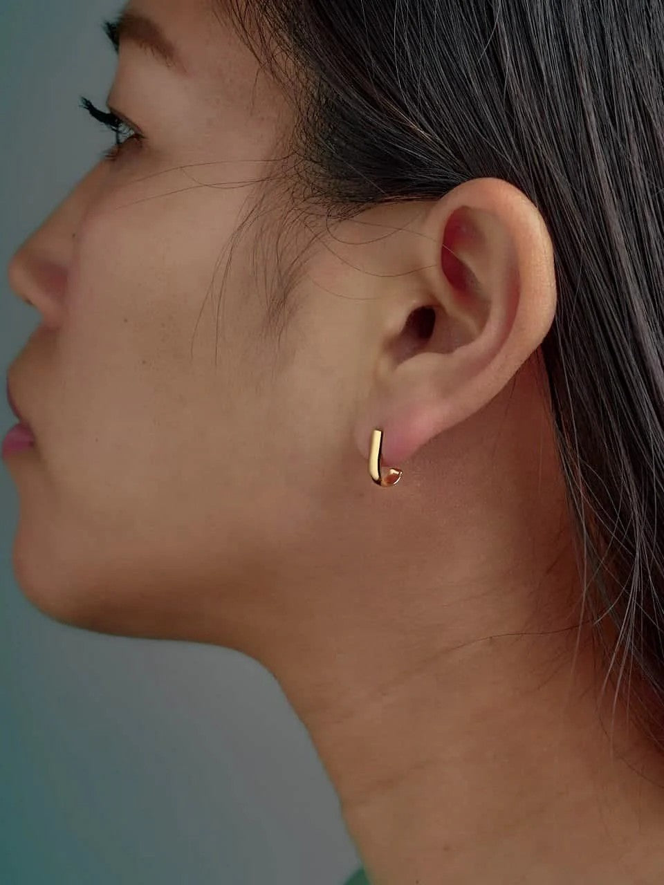 Olivera Stud Earrings - 24k Rose Gold PlatedBackUpItemsBar Stud EarringsLunai Jewelry