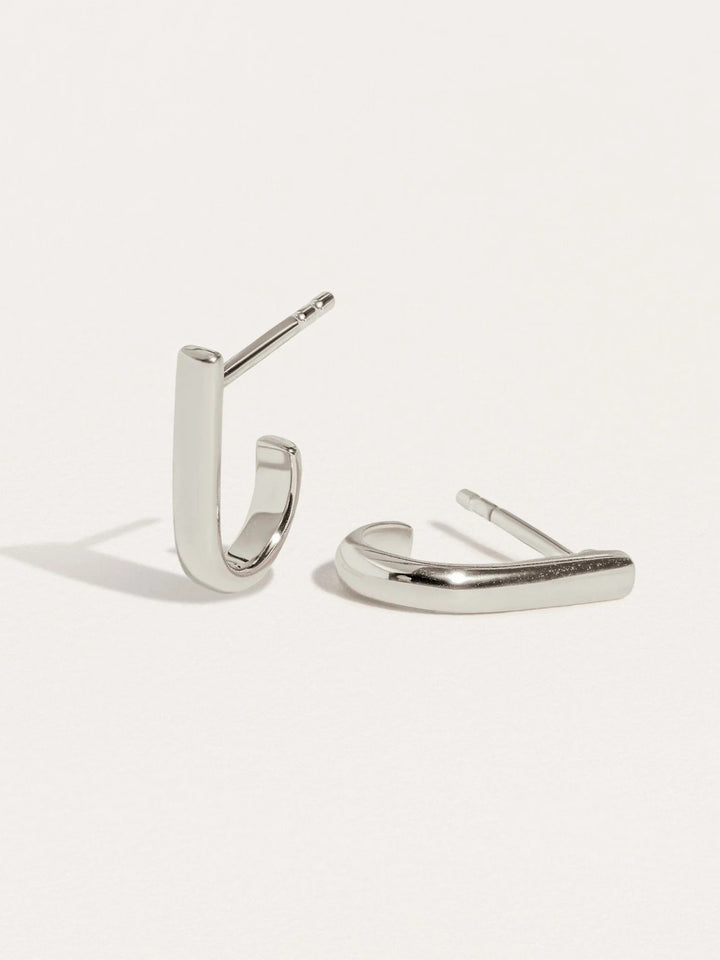 Sterling silver Sita bar earrings with polished surface — refined and minimal silhouette.