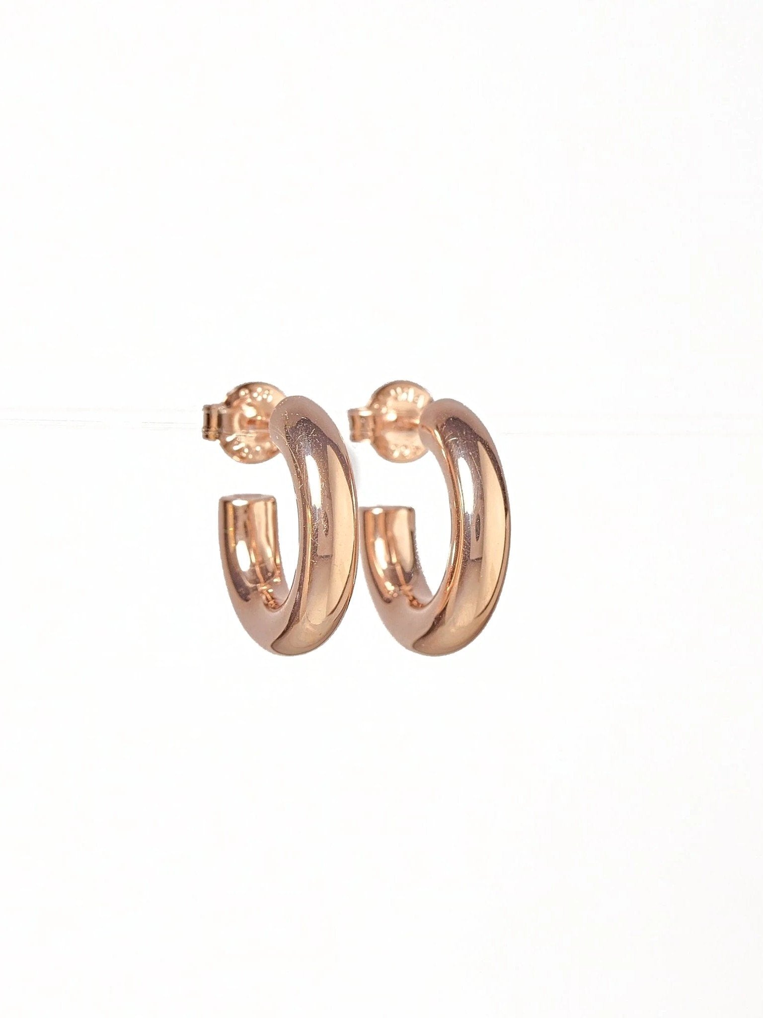 Vero Hoop Earrings - 18K Rose Gold PlatedBackUpItemsBest Friend GiftLunai Jewelry