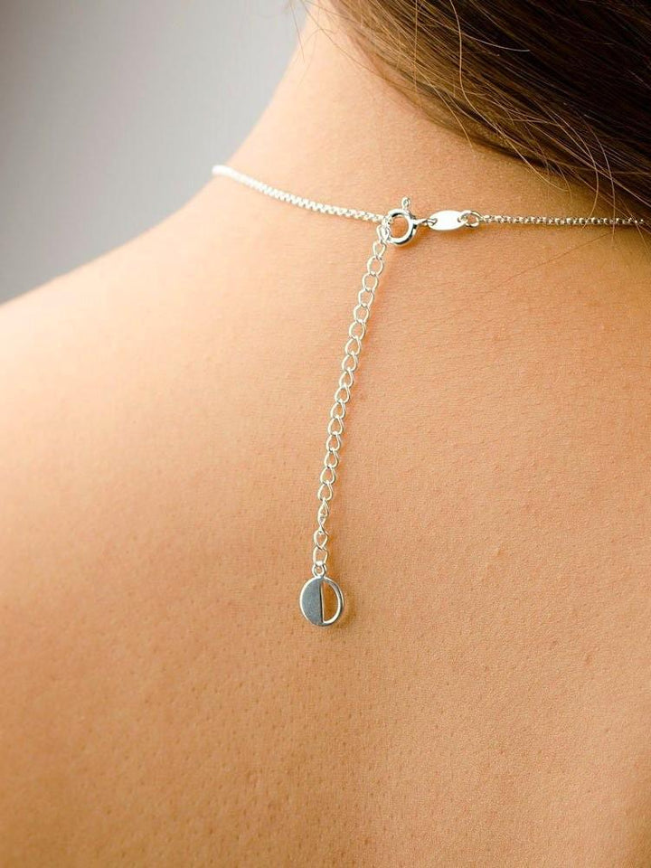 Virgin Mary Necklace - 15.7St Silver ShinyAdjustable NecklaceBackUpItemsLunai Jewelry