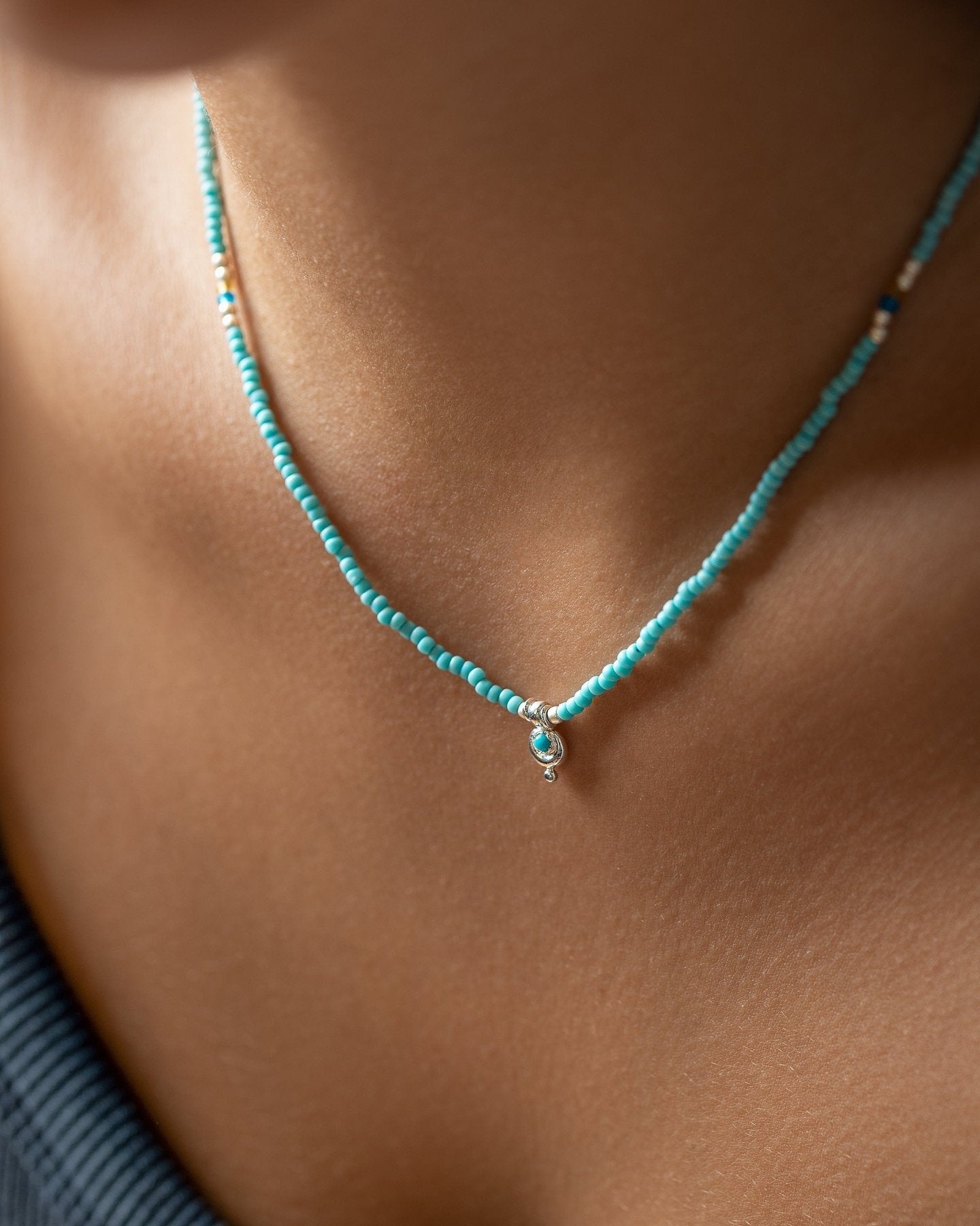 10 Tips for Perfectly Layered Necklaces - Lunai Jewelry