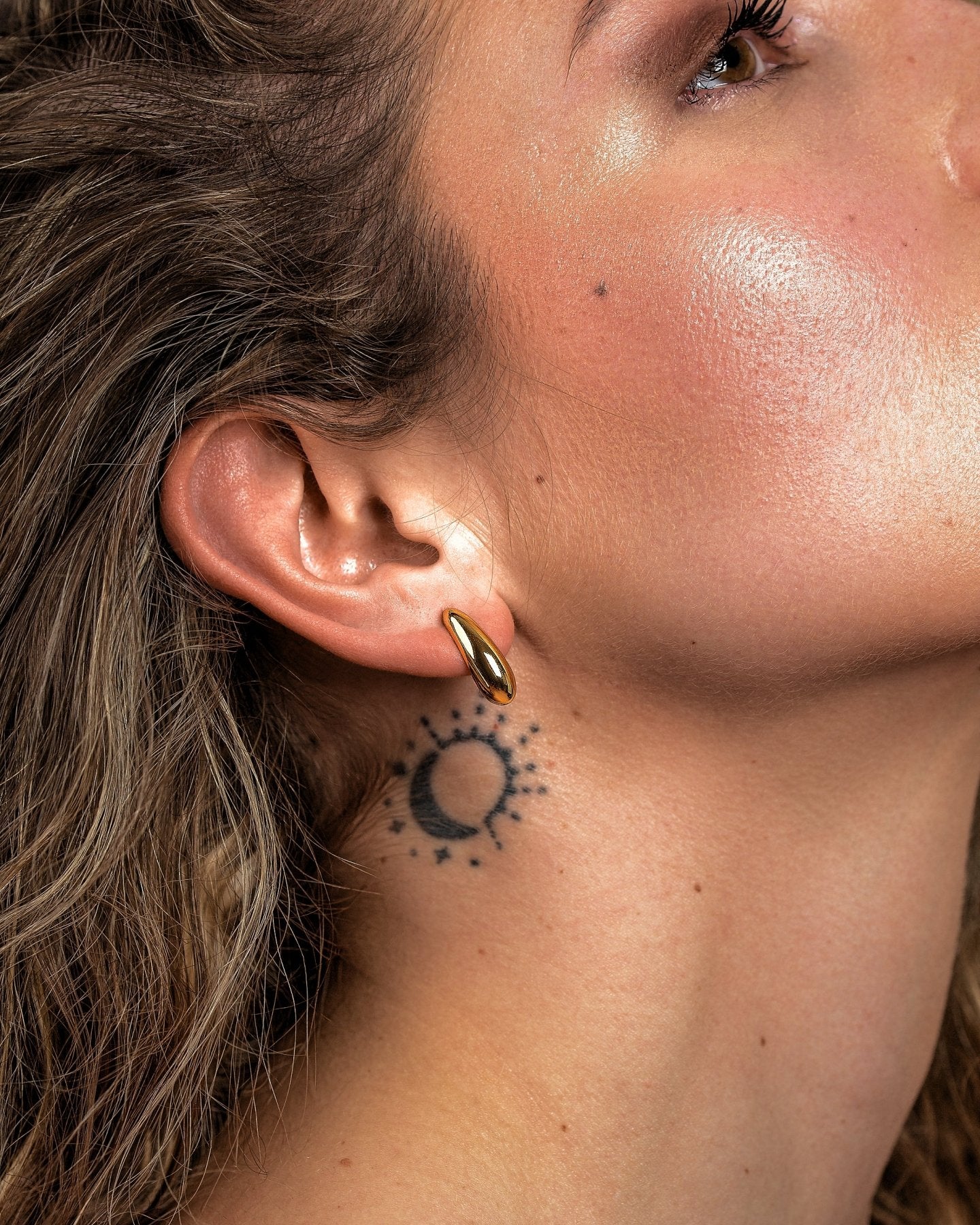 Nora Small Hoops - 24k Gold PlatedArtisan FinishBrass Base JewelryLunai Jewelry