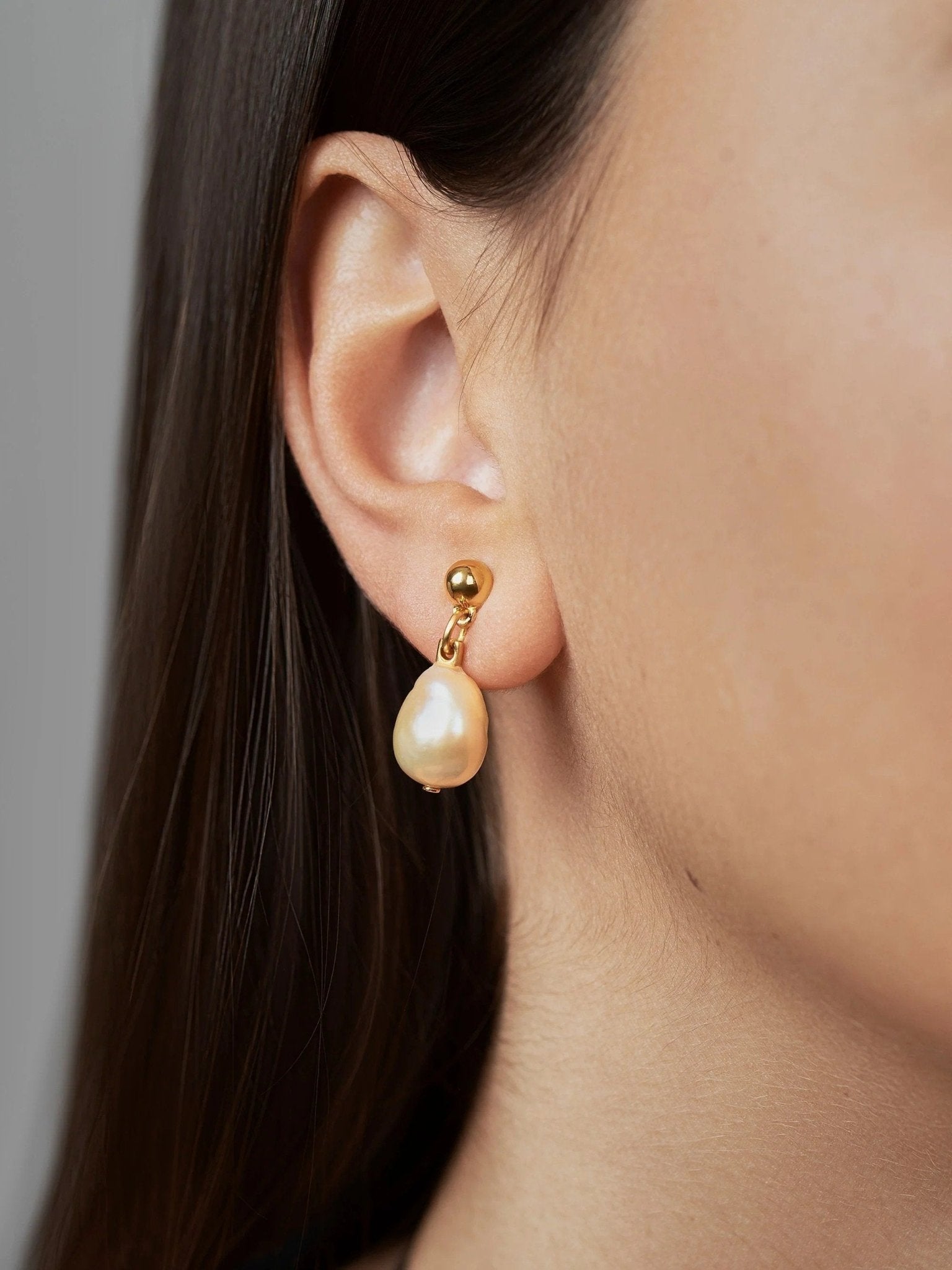 Bilda Dangle Baroque Pearls - Anniversary Giftbaroque pearlsLunai Jewelry