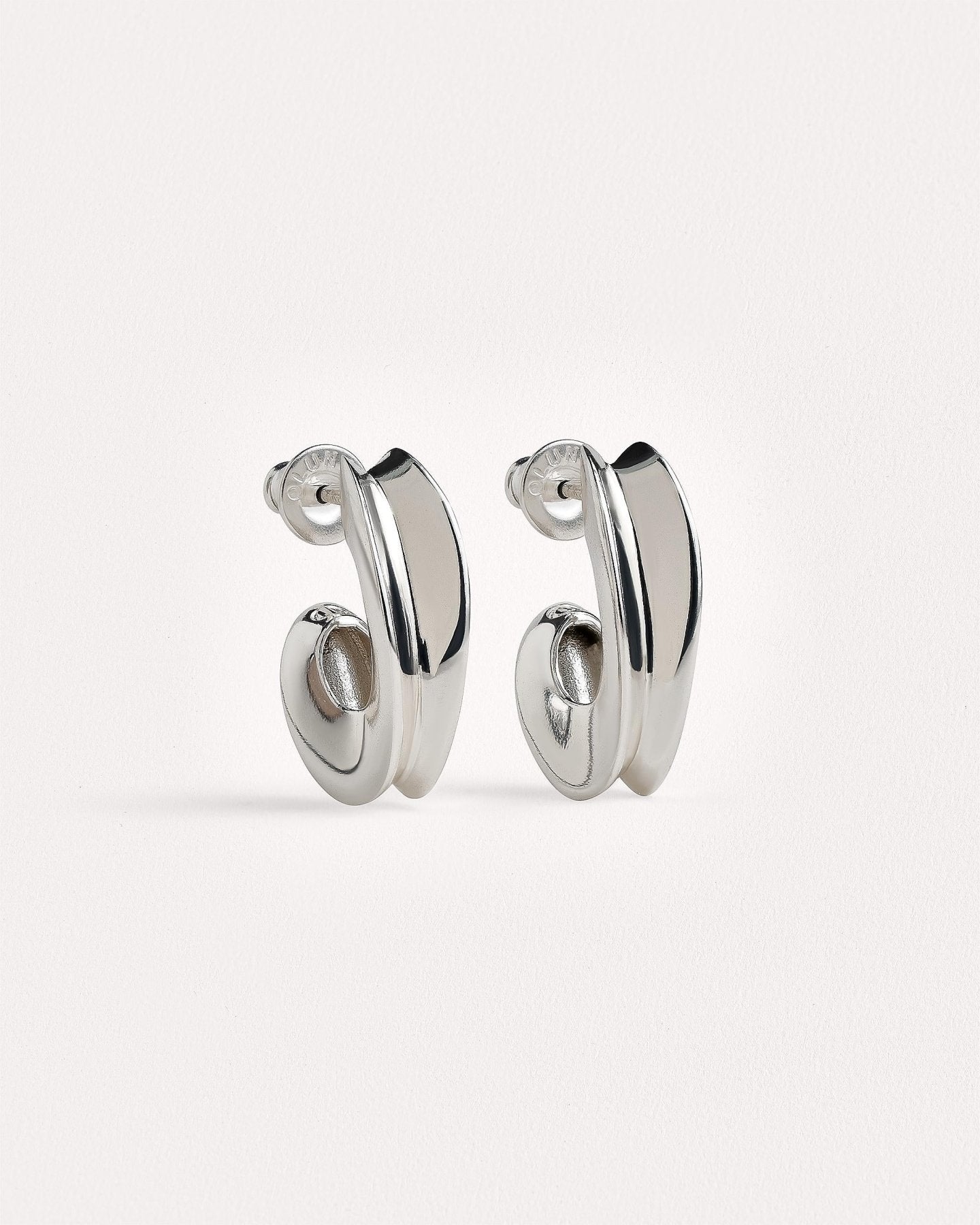 Arne Oval Hoop Earrings - ALLbold hoop earringsLunai Jewelry
