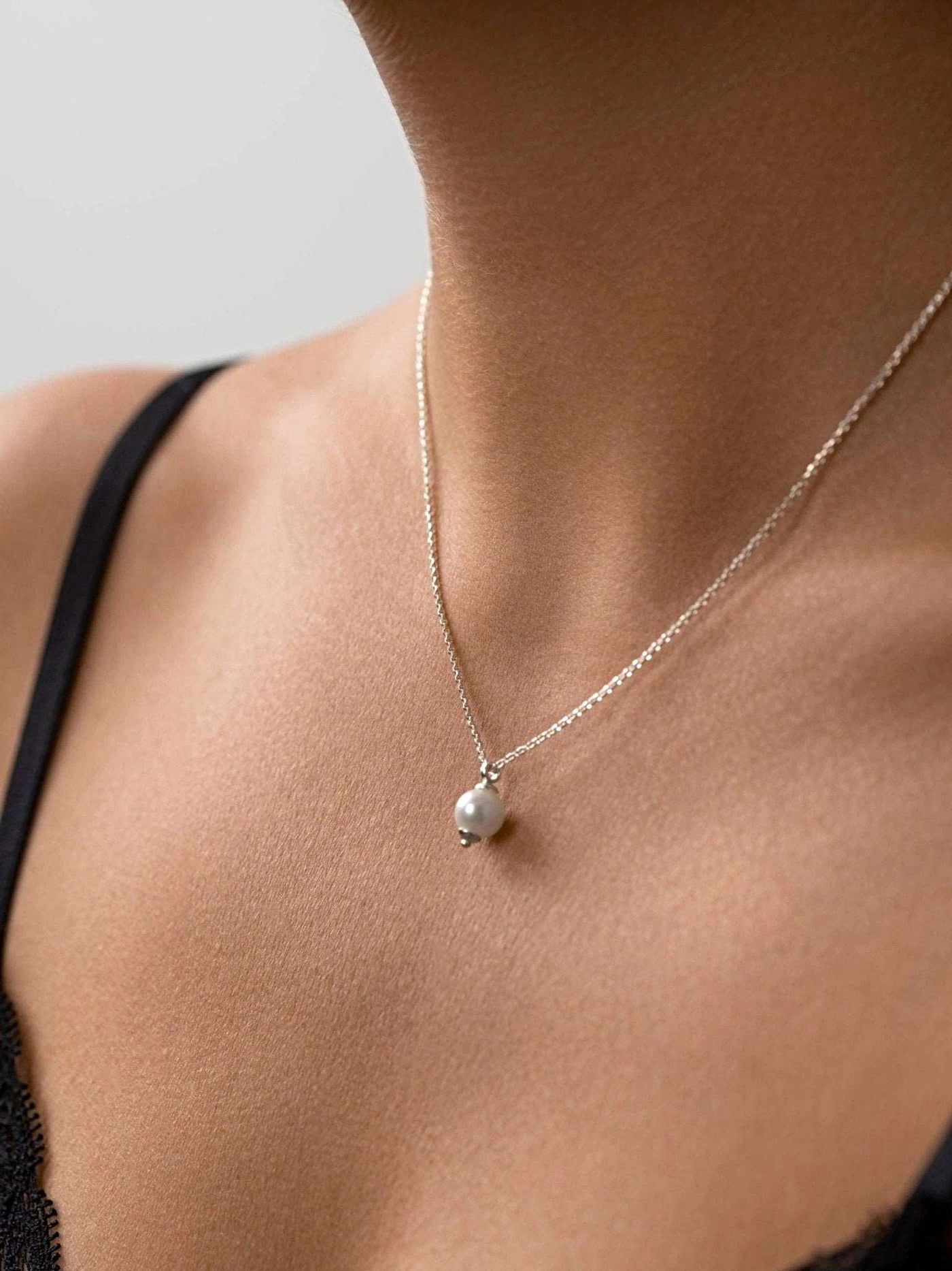Asa Pearl Necklace - 15.7925 Sterling SilverBackUpItemsBirthstone NecklaceLunai Jewelry