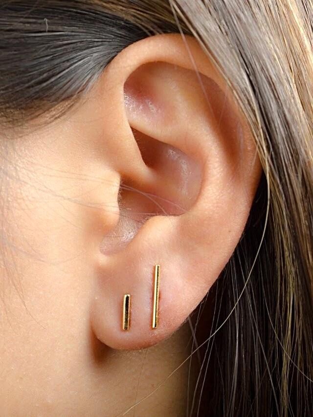 Balda Stud Earrings - 24K Gold PlatedBackUpItemsBar Stud EarringsLunai Jewelry