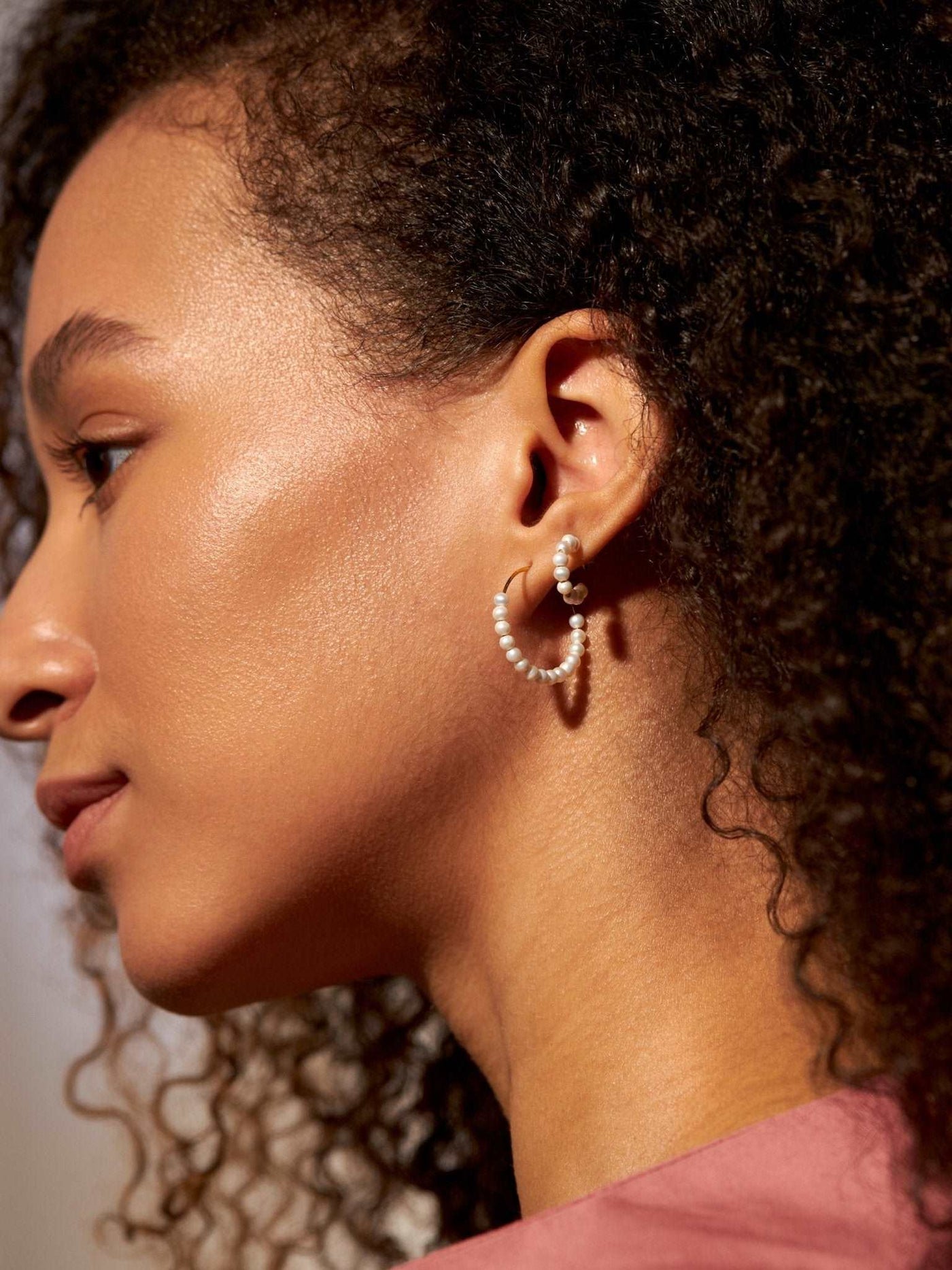 Brandy Pearl Huggie Hoop Earrings - Argentium SilverankorArtisan JewelryLunai Jewelry