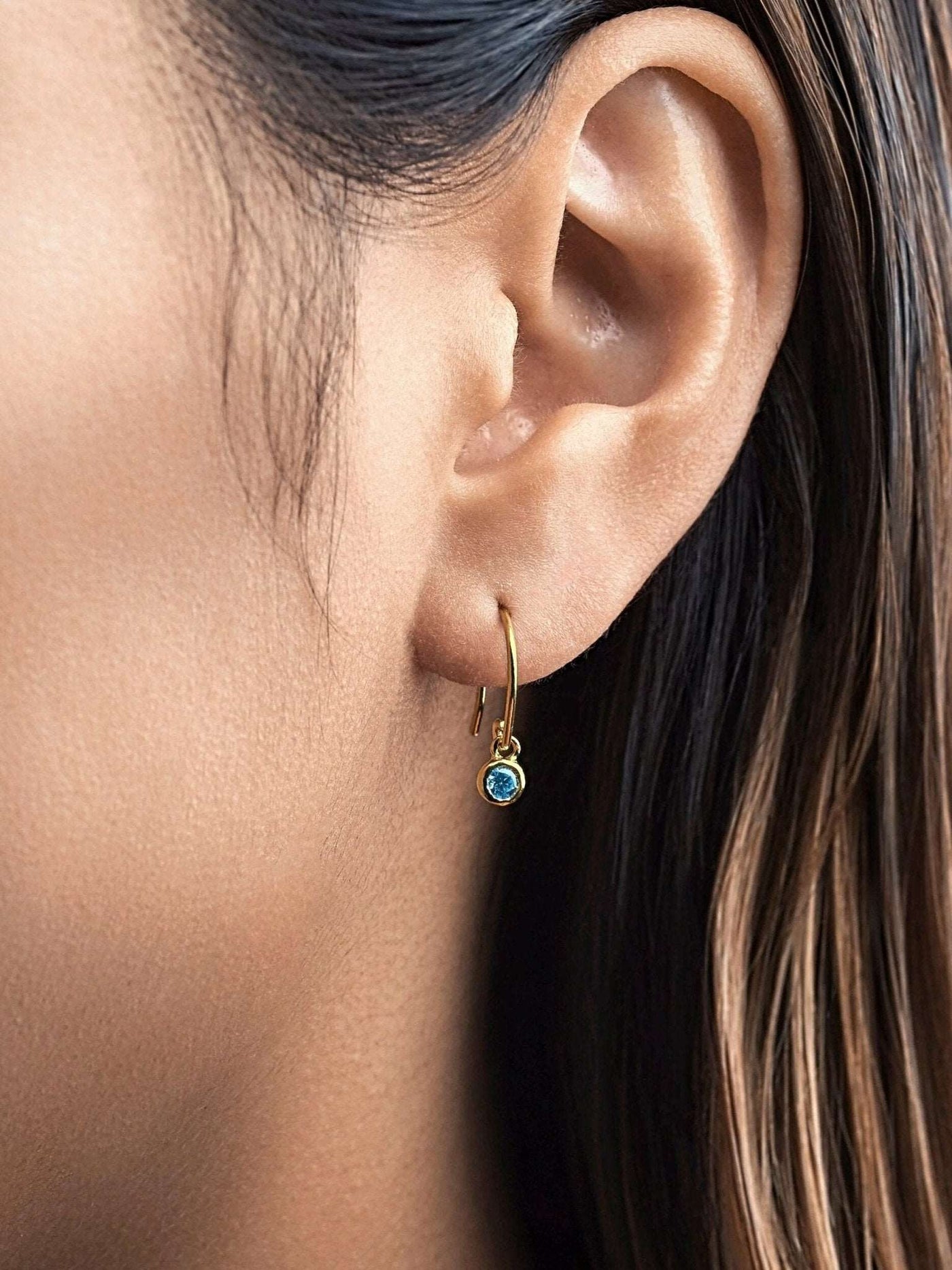Brea Wire Earrings - 18K Rose Gold PlatedBackUpItemsCrystal JewelryLunai Jewelry