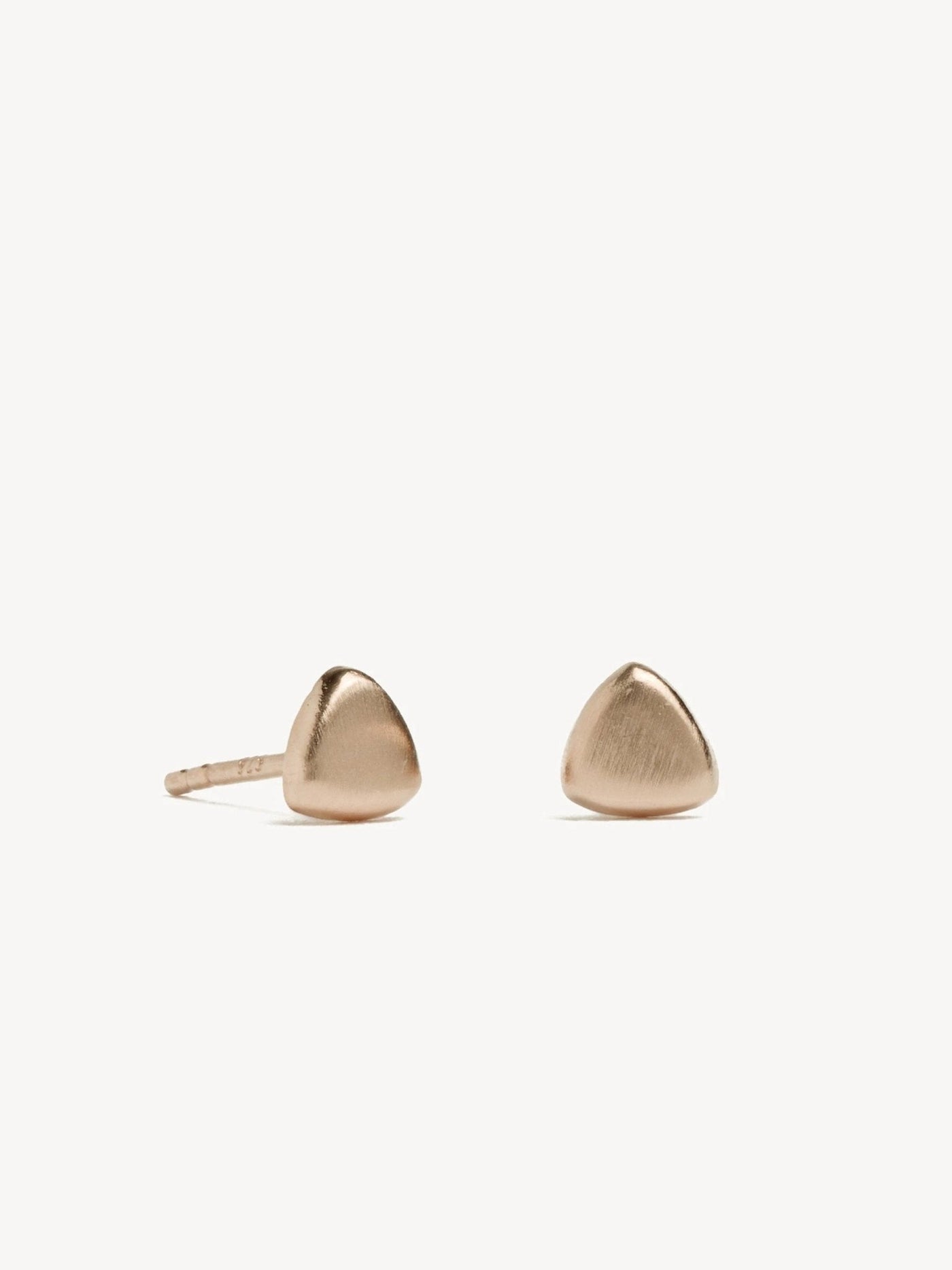 Dina Triangle Stud Earrings - 18K Rose Gold MatteBackUpItemsCute Stud EarringsLunai Jewelry