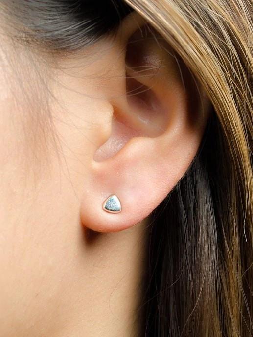 Dina Triangle Stud Earrings - 925 Sterling SilverBackUpItemsCute Stud EarringsLunai Jewelry