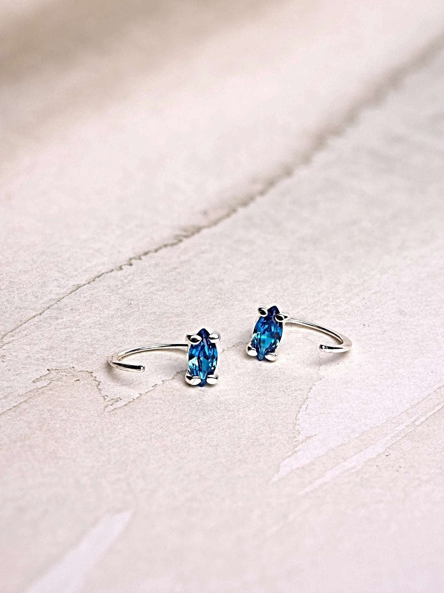 Guri Huggie Hoop Earrings - 925 Sterling SilverAnniversary GiftBackUpItemsLunai Jewelry