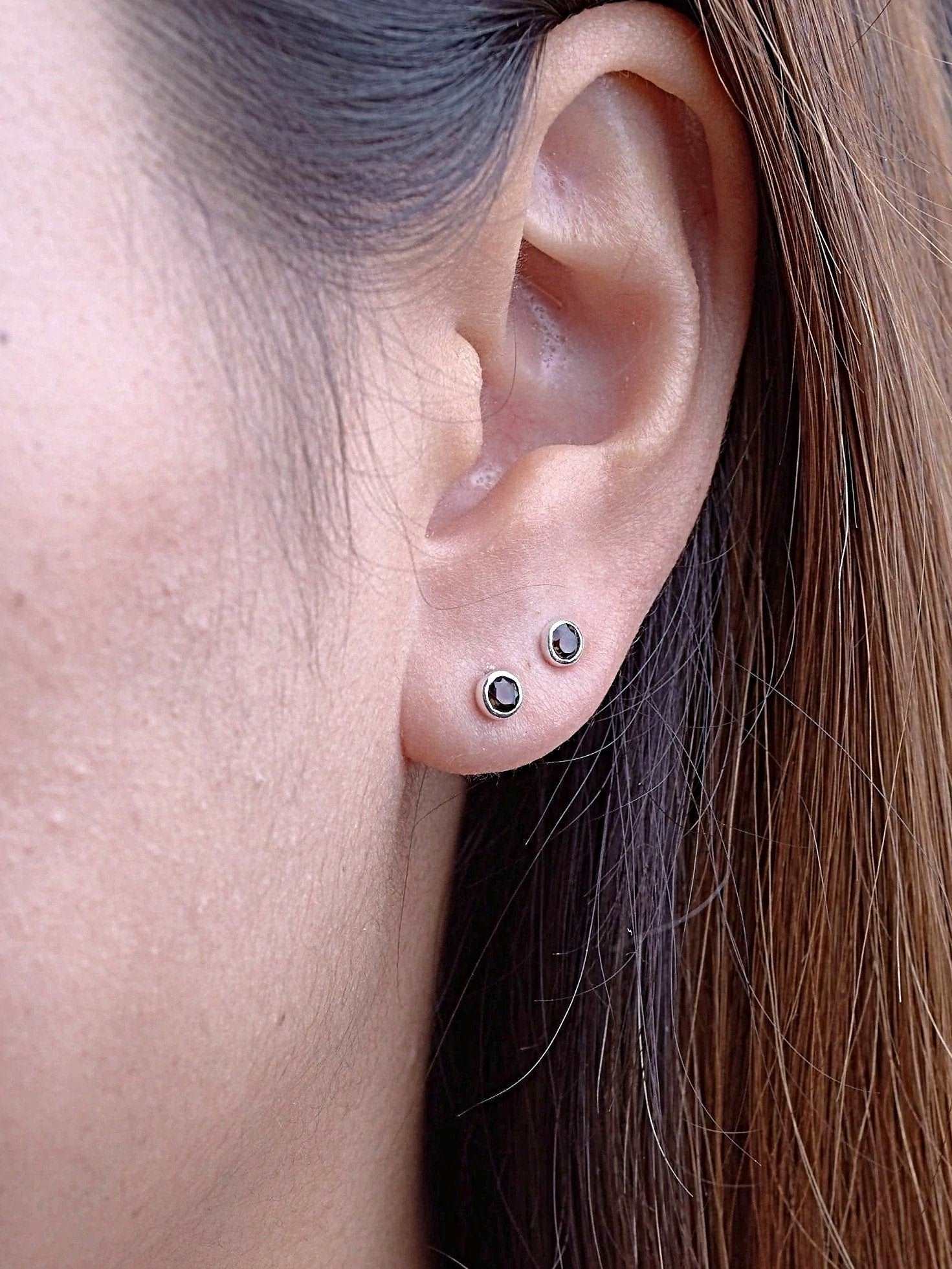 Jolanta Stud Earrings - 24K Gold Plated3mmBackUpItemsBest Stud EarringsLunai Jewelry