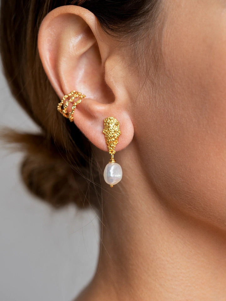 Keila Dainty Ear Cuff - 24K Gold PlatedBest Friend GiftCartilage EarringsLunai Jewelry