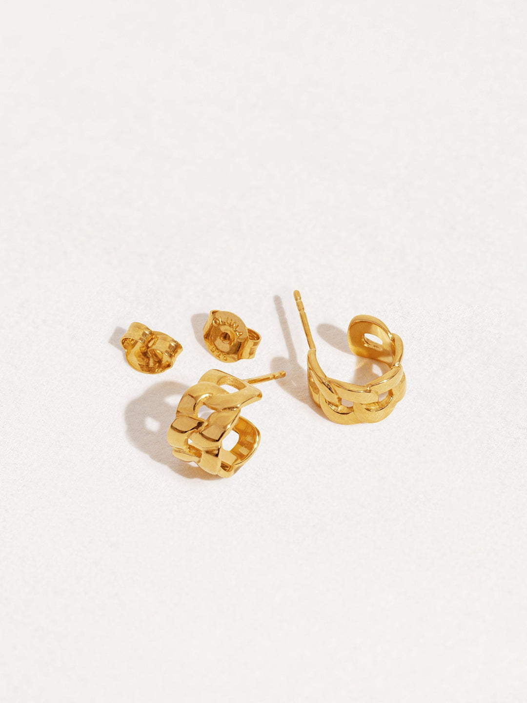 Meel Thick Huggie Earrings in Gold Plated - 24K Gold PlatedBackUpItemsChain hoopsLunai Jewelry