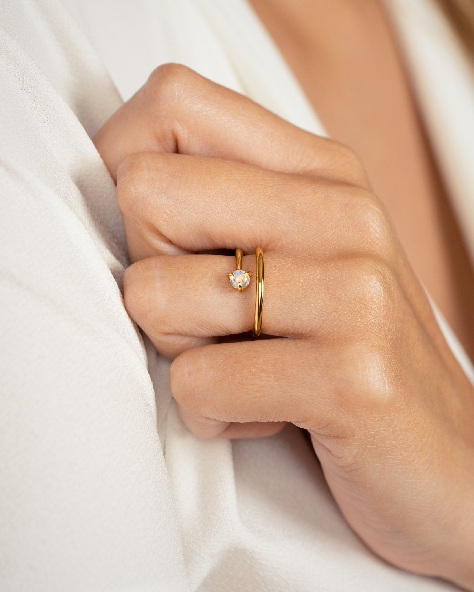 Moonstone Solitaire Ring - 24K Gold Vermeil5BackUpItemsBirthstone RingLunai Jewelry