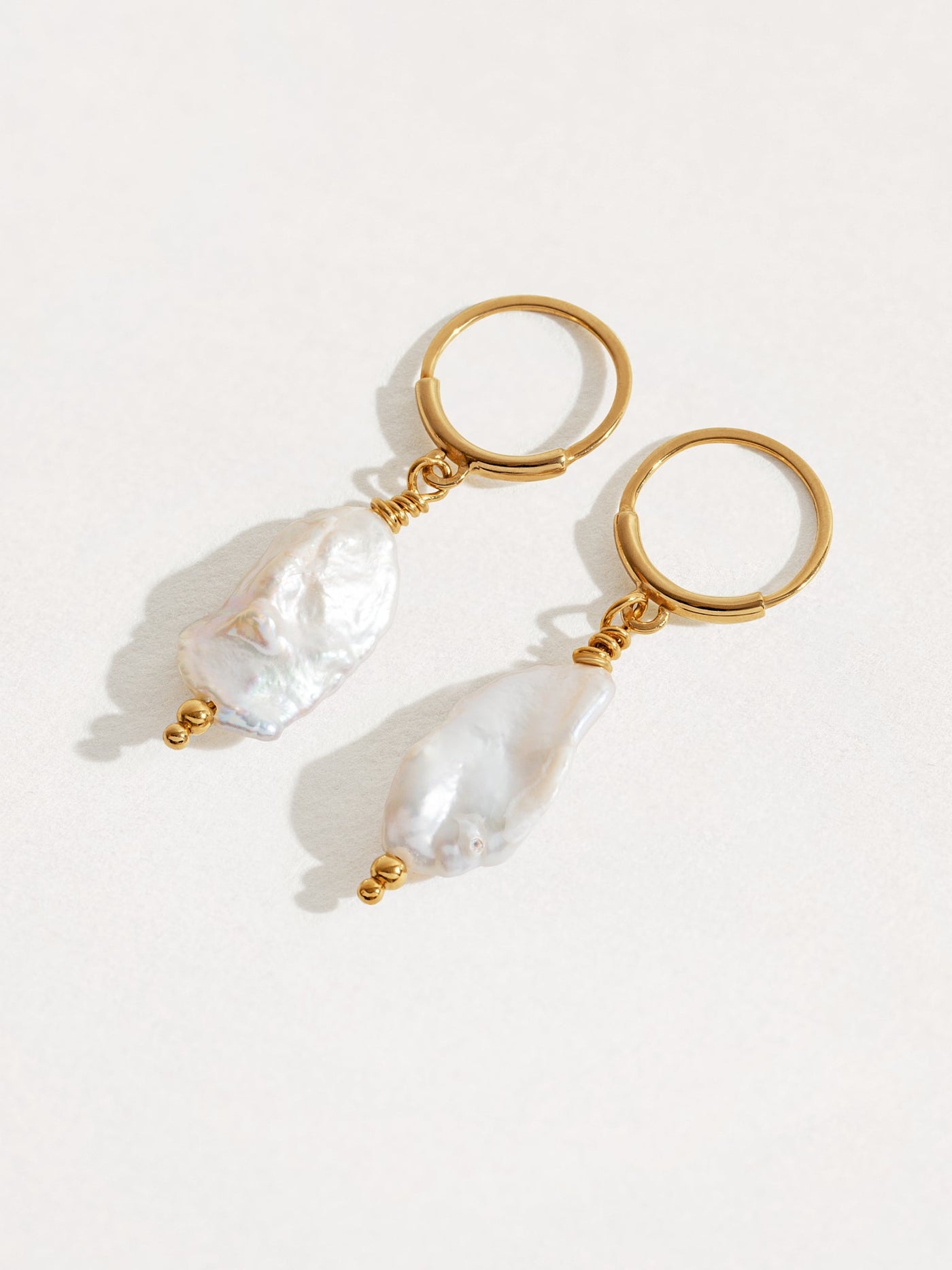 Nadi Gold Filled Hoops with Pearls - 24K Gold PlatedSingleankorBrooklyn Jewelry TrendsLunai Jewelry