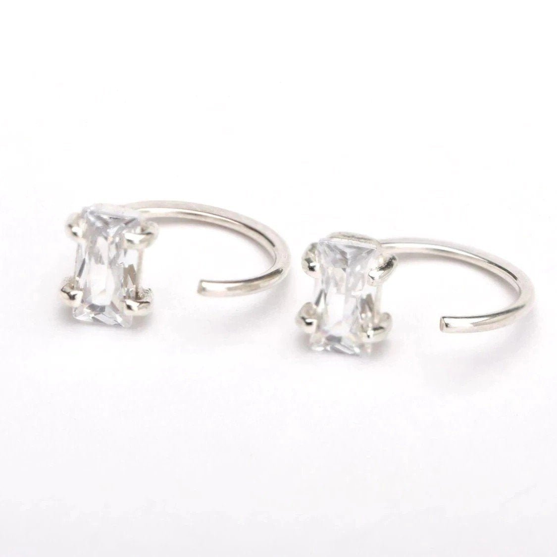 Neri Zirconia Hugging Hoop Earrings - 24K Gold PlatedBackUpItemsBirthday GiftLunai Jewelry