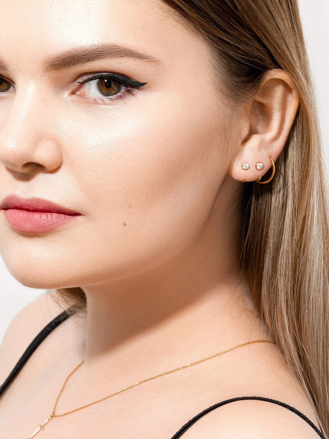 Zipi Huggie Hoop Earrings - 18K Rose Gold PlatedBackUpItemsBirthstone JewelryLunai Jewelry